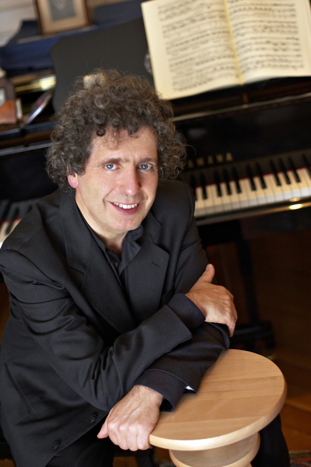 Michael_Levinas