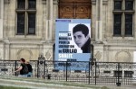 Un portrait de Gilad Shalit installé devant l'Hôtel de Ville de Paris, le 25 juin 2011 © AFP, Miguel Medina