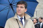 Arnaud Montebourg après avoir voté, le 9 octobre 2011, à Montret (Saône-et-Loire)