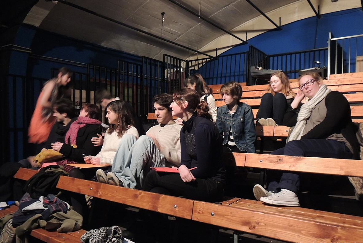 Auteurs et acteurs de la pièce des élèves de l'Université de La Rochelle