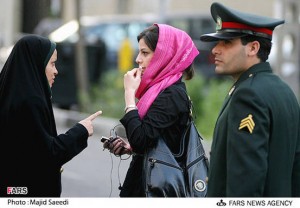 iran_woman_hejab07.1271879345-300x208