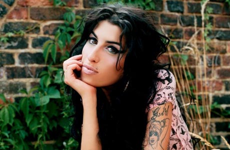 Amy Winehouse – Halftime