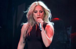 Lady Gaga sur scène à Coachella, le 23 avril 2017.