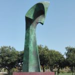 Sculpture en hommage à Fernando Arrabal, érigée à Melilla. Photo : Julio Miranda