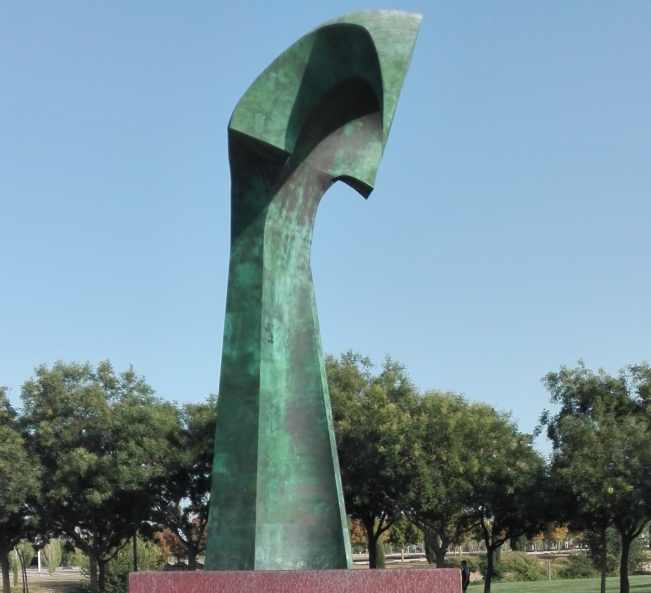 Sculpture en hommage à Fernando Arrabal, érigée à Melilla. Photo : Julio Miranda