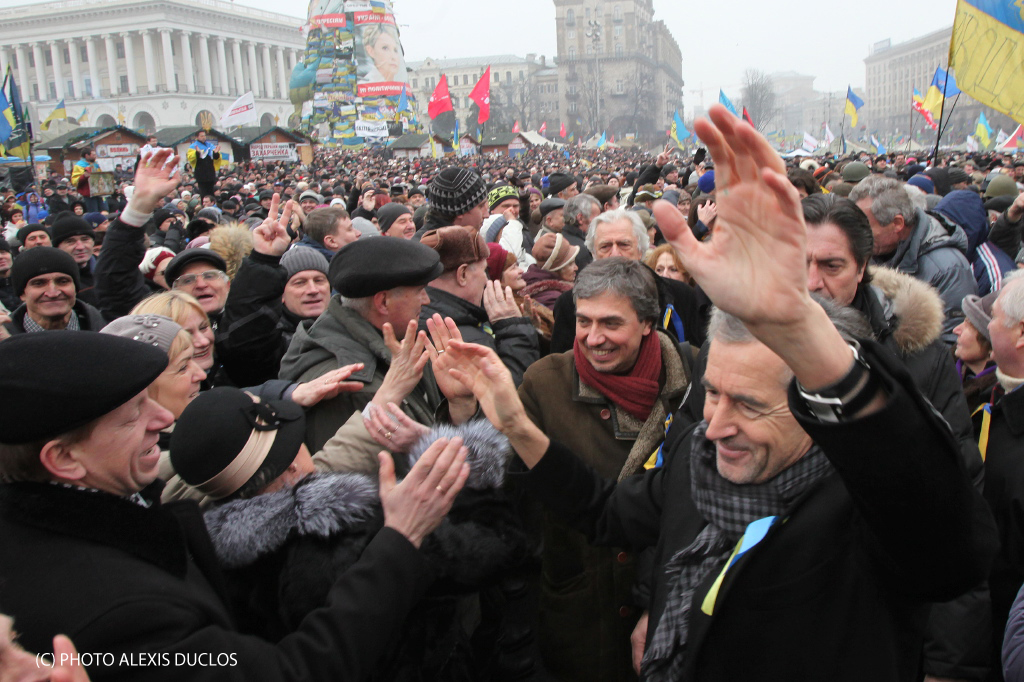 Bernard-Henri Lévy à Kiev lors de son discours sur la place Maïdan le dimanche 9 février 2014. © Alexis Duclos