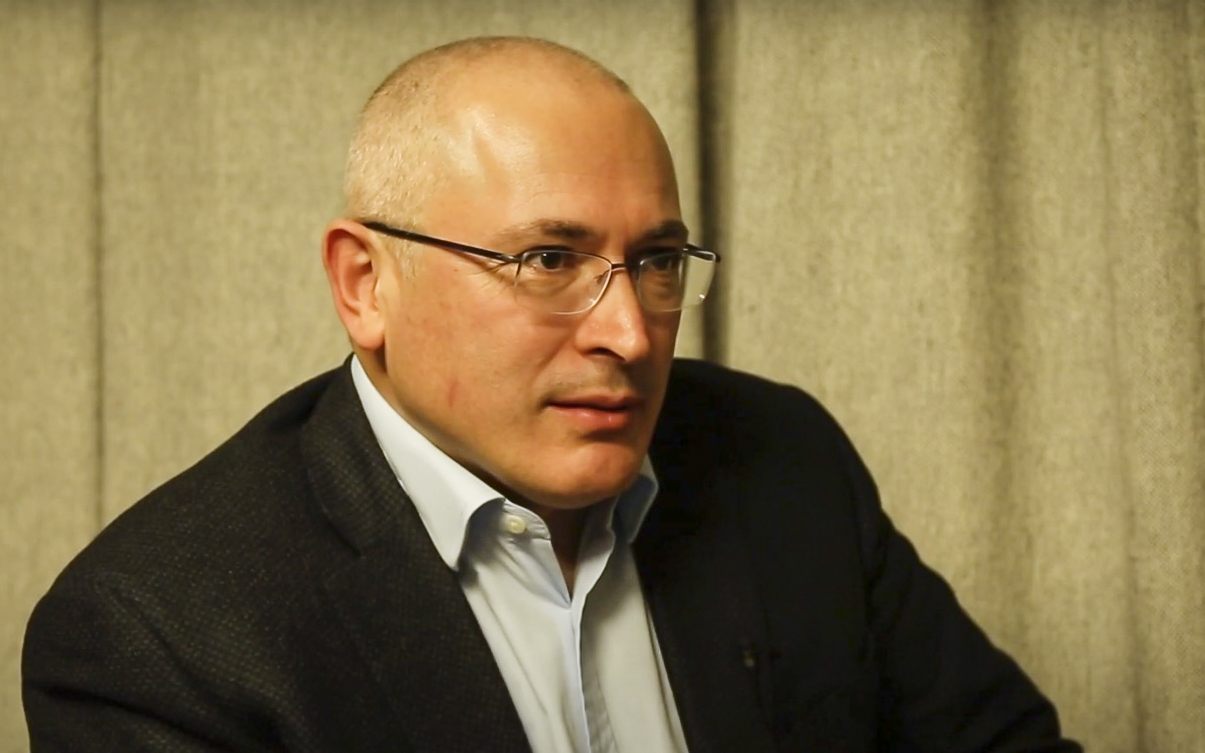 portrait de l'opposant russe Mikhail Khodorkovski.