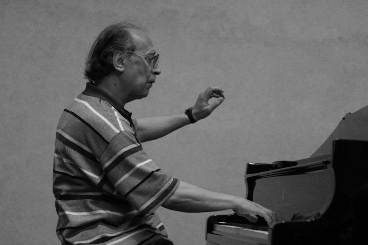 Valentin Silvestrov, lors d'une répétition d'un concerto pour Piano