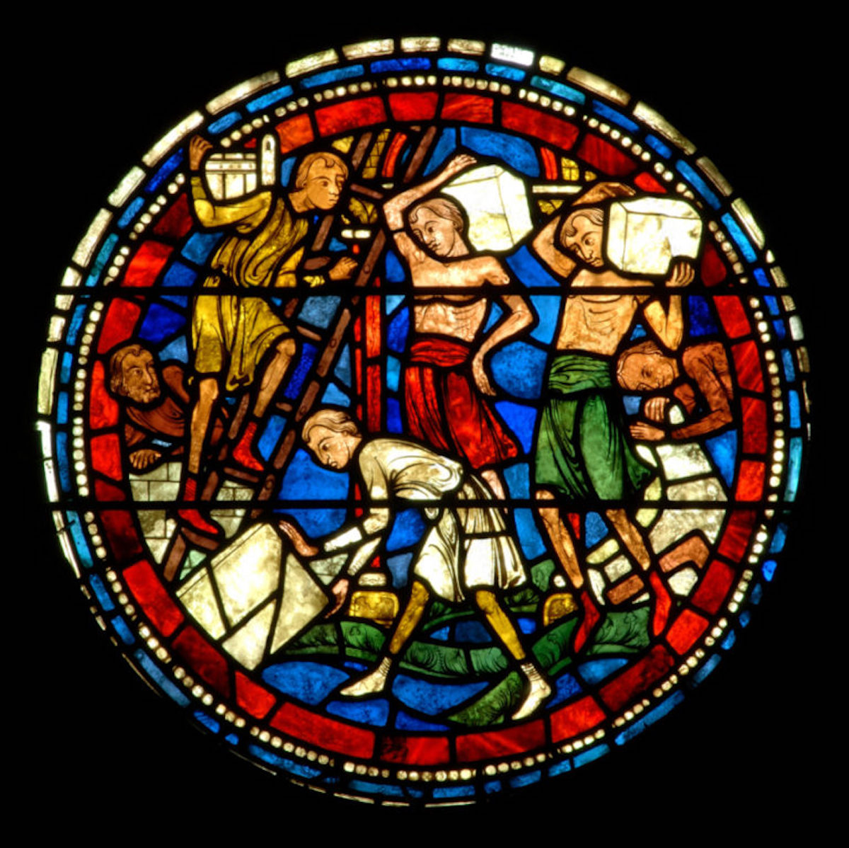 Photo de la colorée Verrière des miracles de Notre-Dame, à Chartres.