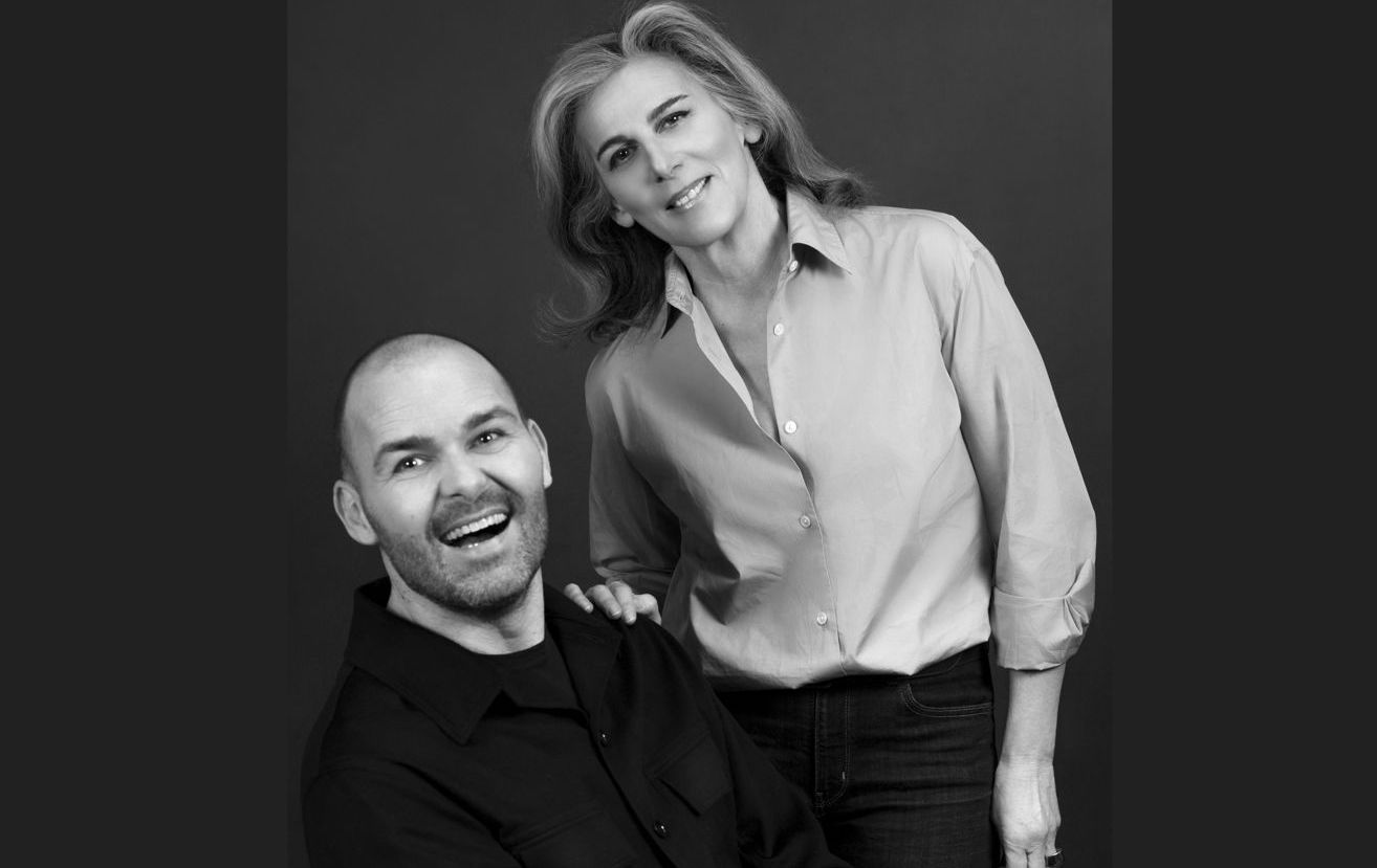 Portrait en noir et blanc des auteurs de "Invisible" : Olivier Goy et Anne Fulda