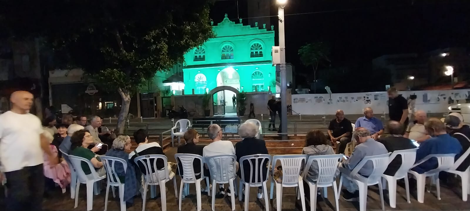 Confraternisation à Jaffa, quartier mixte de Tel Aviv.