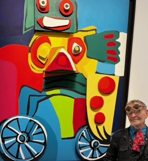 Fernando Arrabal lors de l’exposition «Tous Léger» au Musée du Luxembourg, devant «Le Cycliste» de Karel Appel