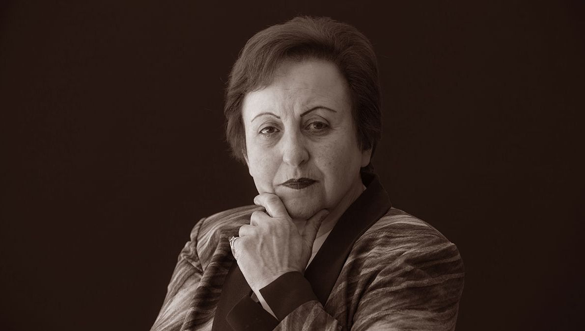 Portrait de Shirin Ebadi, femme iranienne Prix Nobel de la Paix.