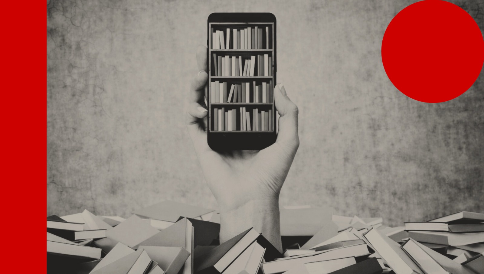 Main avec smartphone et livres.