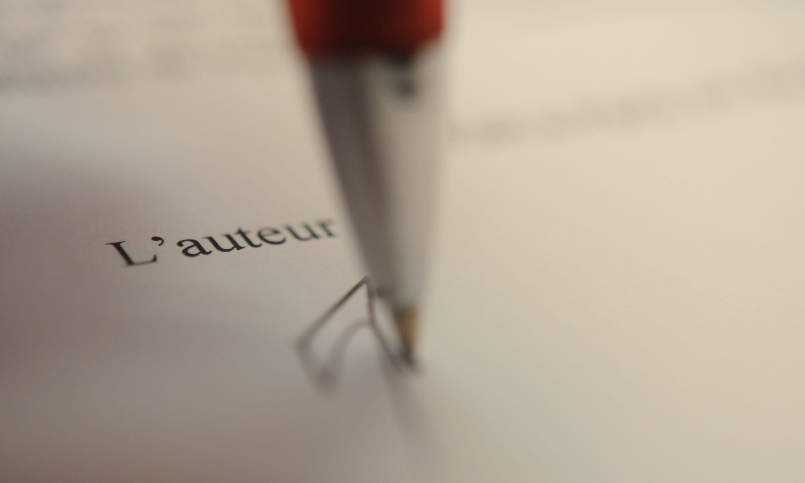 Signature de droits d'auteur.