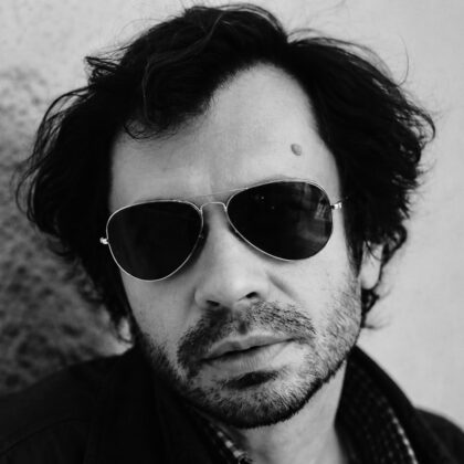 Portrait en noir et blanc de Olivier Zahm.