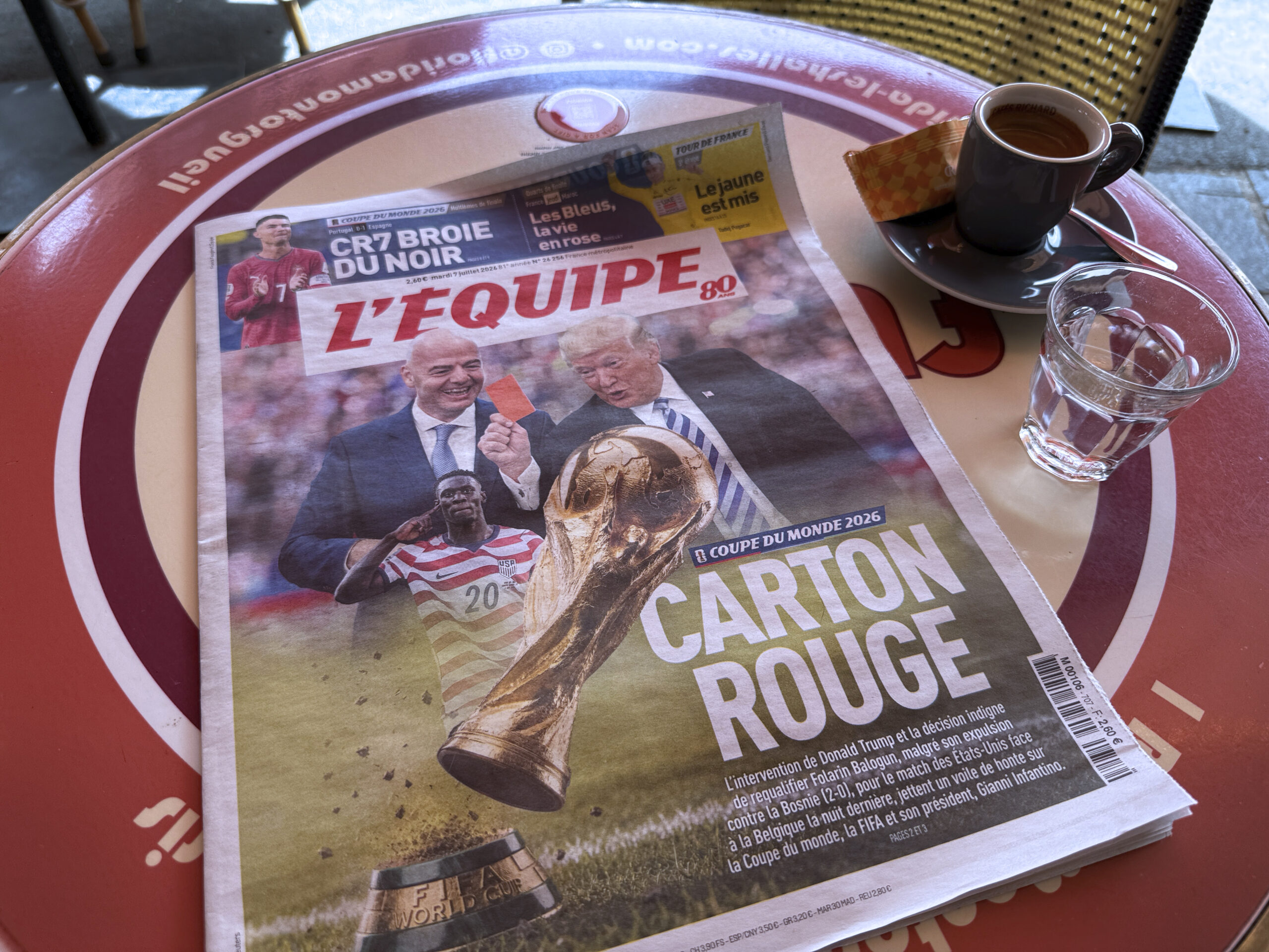 La Une du journal L’Équipe, le 7 juillet 2026, après l’intervention de Donald Trump auprès de la FIFA.
