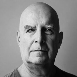 Portrait en noir et blanc de Pierre Guyotat