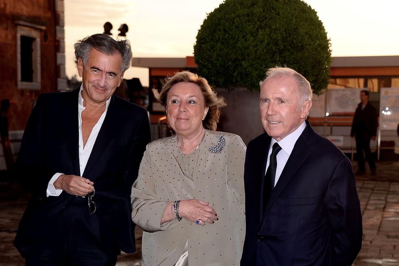 En 2013, Bernard-Henri Lévy avec Maryvonne et François Pinault.