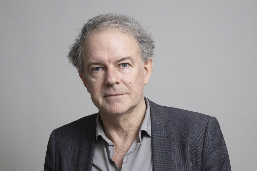 Portrait de L’écrivain Yannick Haenel.